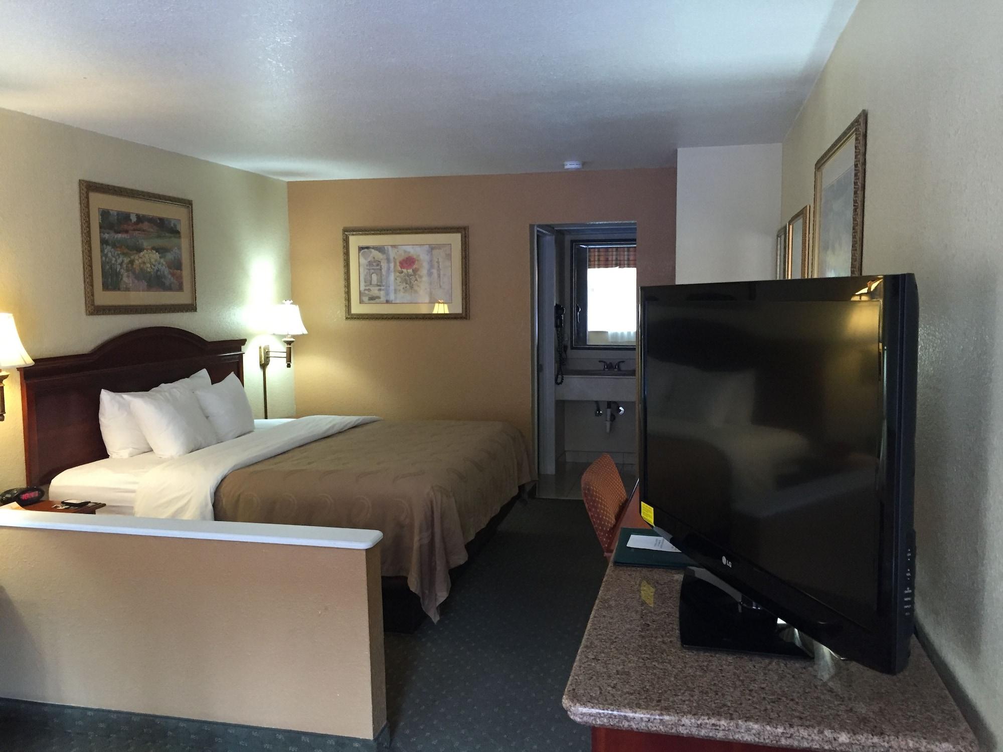 Econo Lodge Inn & Suites Eagle Pass Ngoại thất bức ảnh