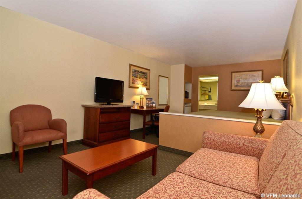 Econo Lodge Inn & Suites Eagle Pass Ngoại thất bức ảnh