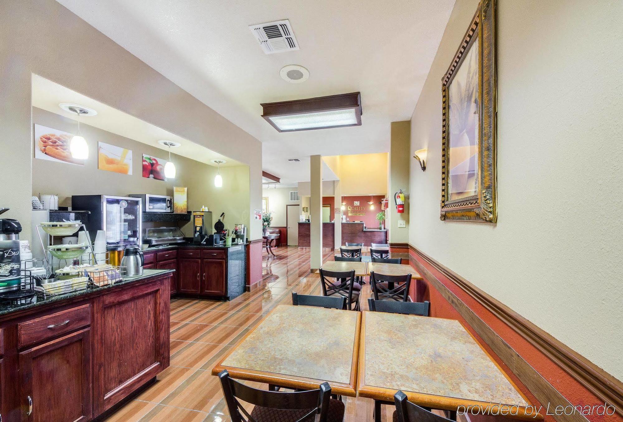 Econo Lodge Inn & Suites Eagle Pass Ngoại thất bức ảnh